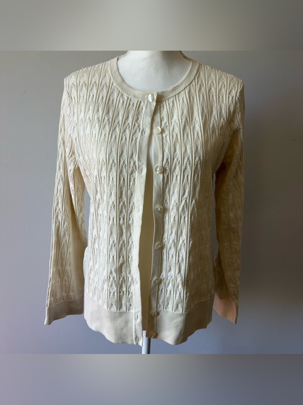 Pendleton Silk Blend Cream Neutral Cardigan Pullover Sweater Size Medium